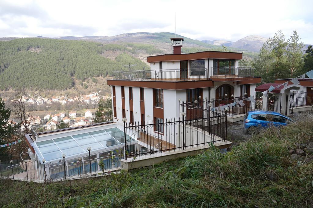 Mala Planina Guest House Iskrets Exterior photo
