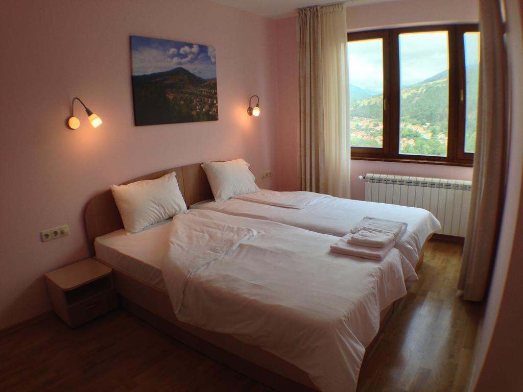 Mala Planina Guest House Iskrets Exterior photo